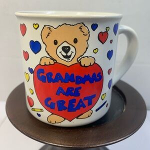 Vintage Red Heart & Teddy Bear “Grandmas are Great”. 2945
